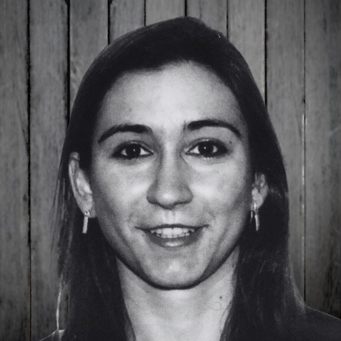 Dra. María Casanueva Fernández